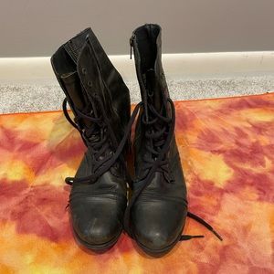 Steve Madden Combat Boots - 9